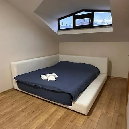 Apartament прекрасная двухуровневая с террасой *